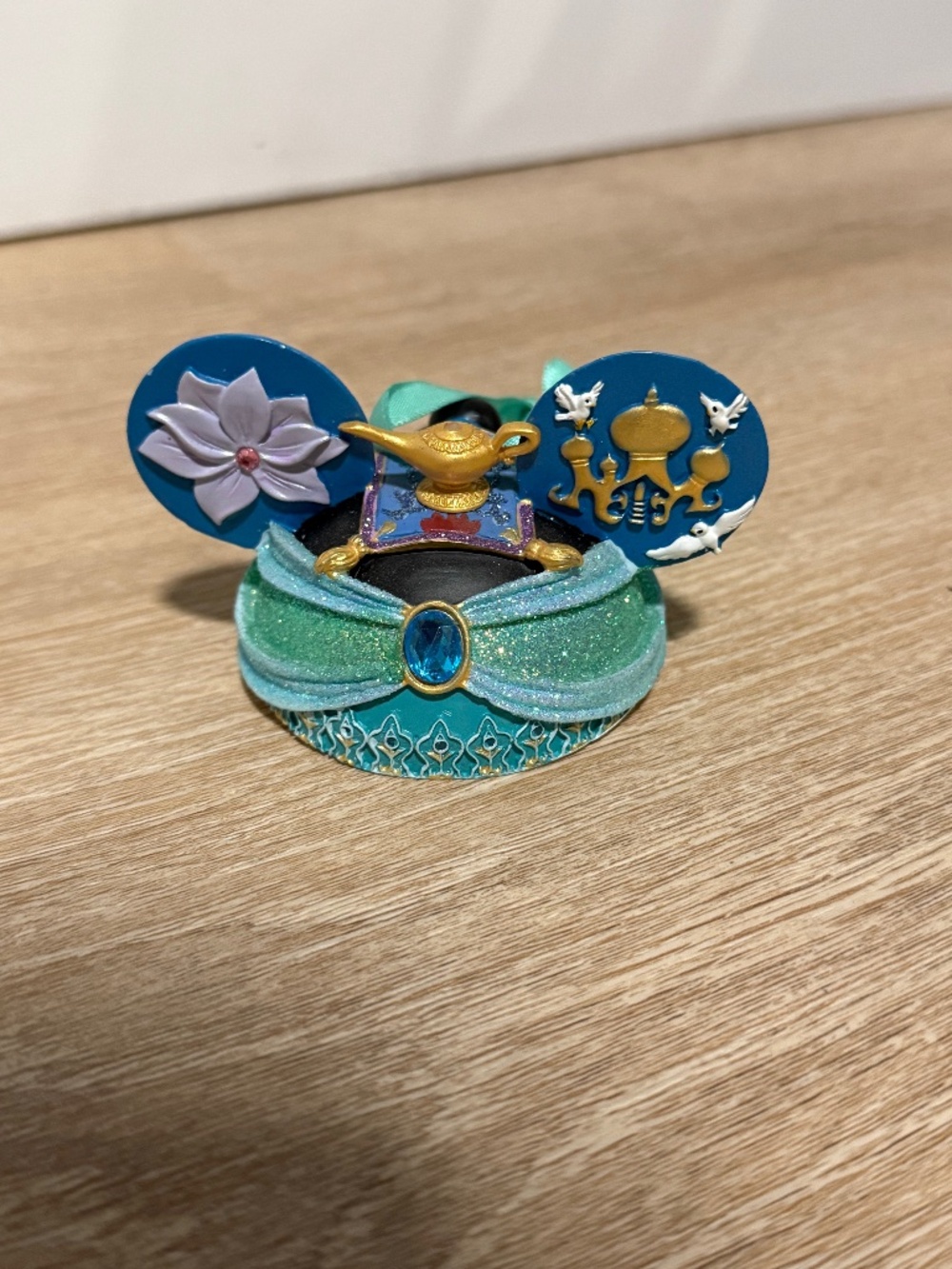 Disney Aladdin Ear Hat Ornament
